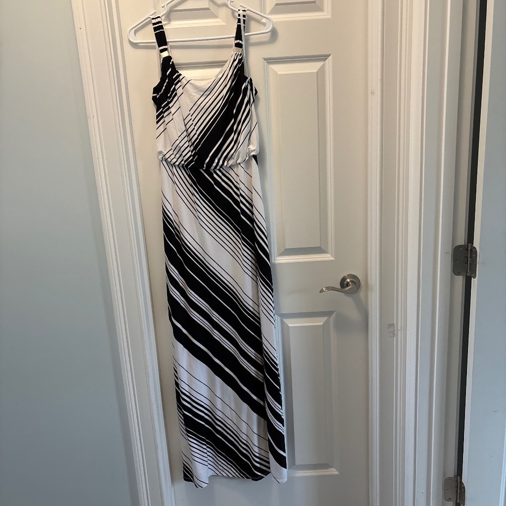 White House Black Market Maxi Dress